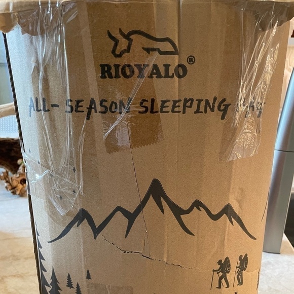 Rioyalo All-Season Sleeping Bag; Purple/Black; New/Open Box - Picture 2 of 3